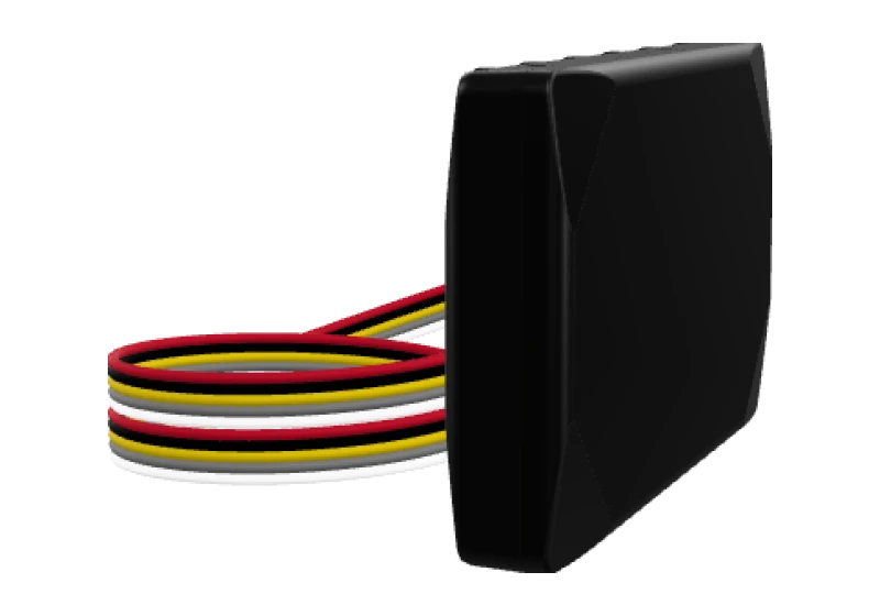 Teltonika FMC920 — vista Lateral